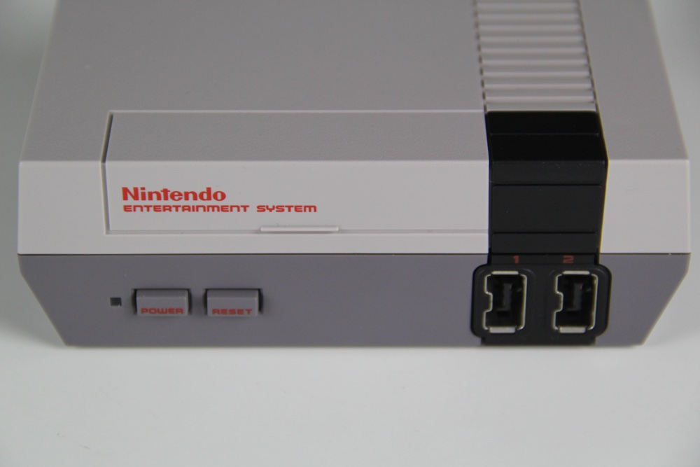 Mini NES Classic: Vorderseite